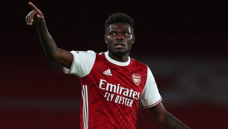 L'international ghanÃ©en d'Arsenal Thomas Partey lors d'un match avec les Gunners