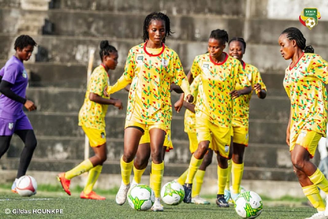 Les Amazones du BÃ©nin lors d'une sÃ©ance d'entrainement