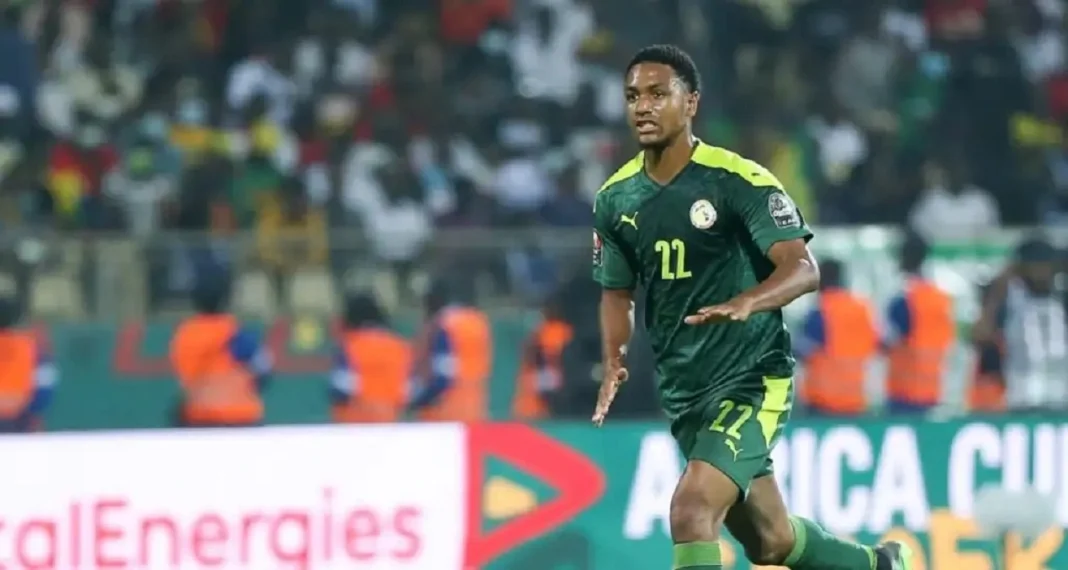 Abdou Diallo lors d'un match avec le SÃ©nÃ©gal