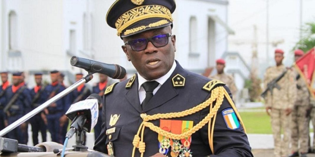 Le GÃ©nÃ©ral Lassina Doumbia, Chef d'Ã©tat-major gÃ©nÃ©ral des armÃ©es ivoiriennes